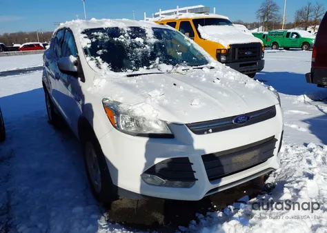 2014 Ford Escape Se z USA, uszkodzony, nr VIN 1FMCU9GXXEUD35349
